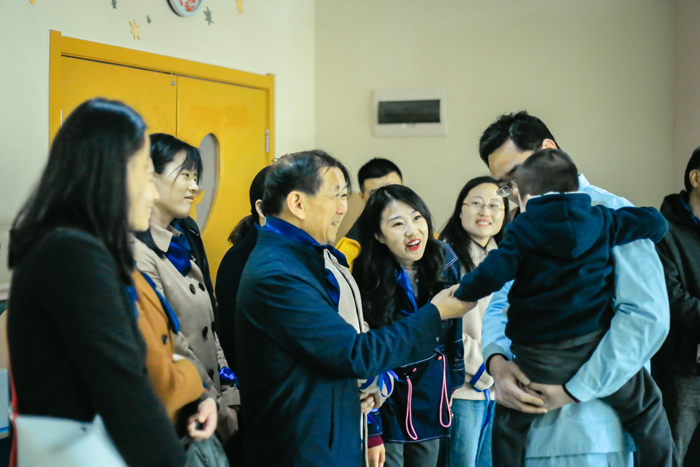 关爱自闭症儿童公益运动